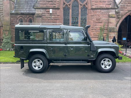 Land Rover Defender Funeral Vehicle Hire